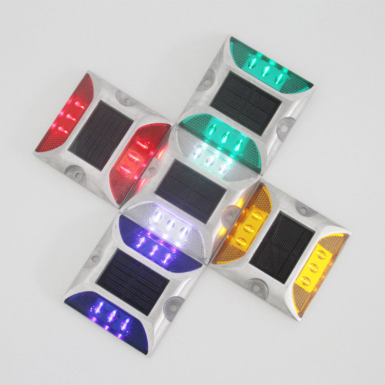 반사형 교통 안전 도로 스터드 고양이 눈 태양 전력 LED 경고 스터드 데크 깜박이는 빛