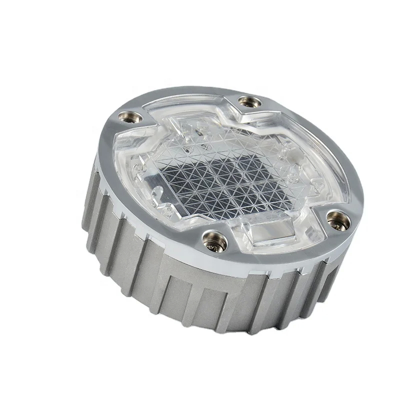 태양광 LED 알루미늄 합금 PC 도로 스터드 IP68 방수 수준 2V 전압 0.825KG 광원