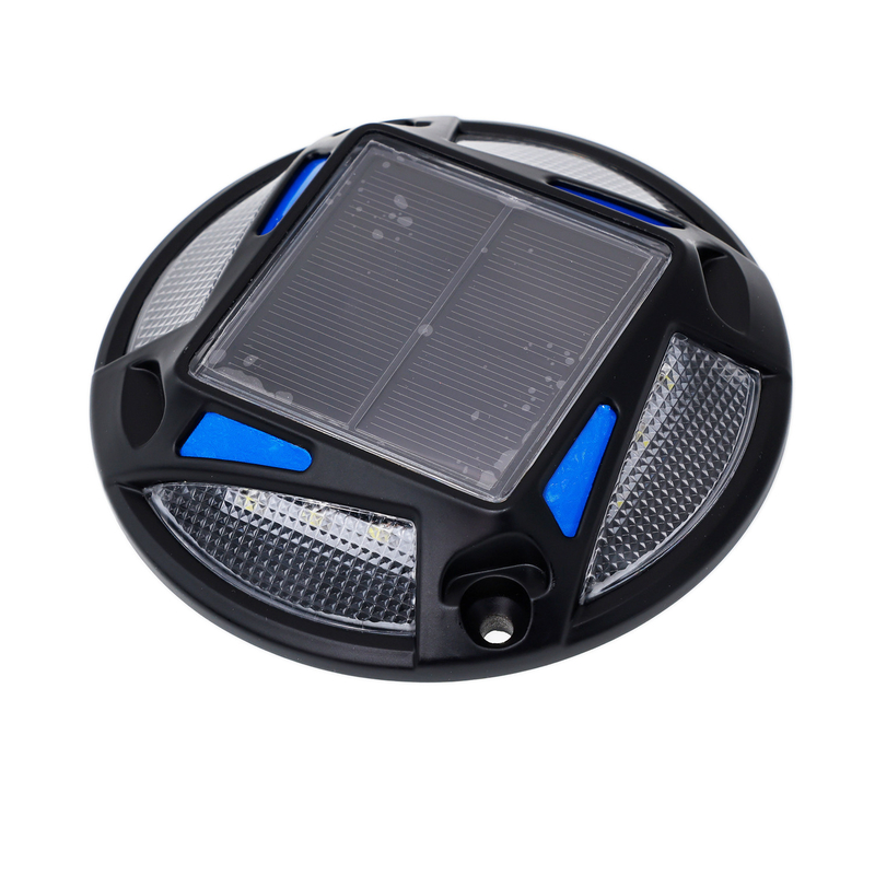 IP67 방수 LED 태양 전지 도크 라이트 -20C ~ 60C 온도 범위 나사 설치